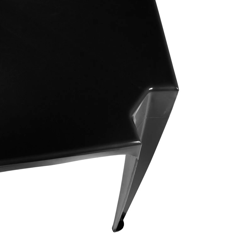Mesa de Plástico Mor Suporta até 30kg